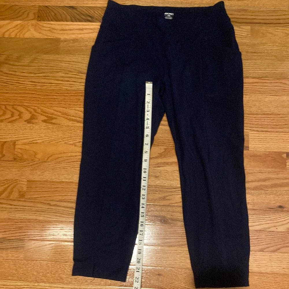 Jockey knit navy blue cropped pants, Large